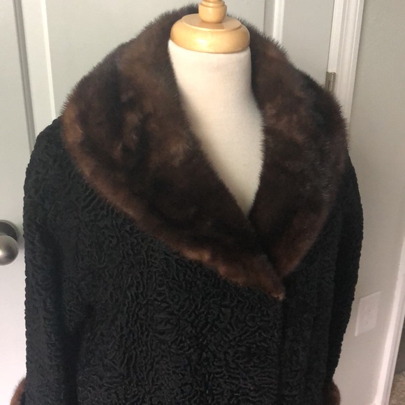 Richland Furs Jackets & Blazers - MAKE OFFER Richland Furs Fur Coat